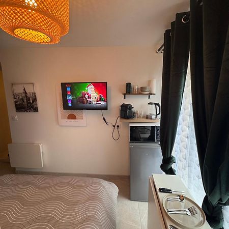 Magnifique Studio Calme Apartment Saint-Remy-en-Rollat Luaran gambar